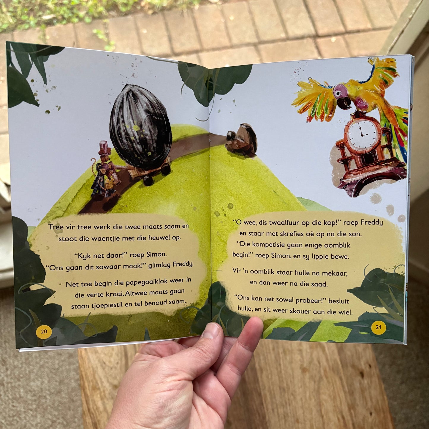 Die Muise en die Sonneblomsaadjie | The Mice and the Sunflower Seed